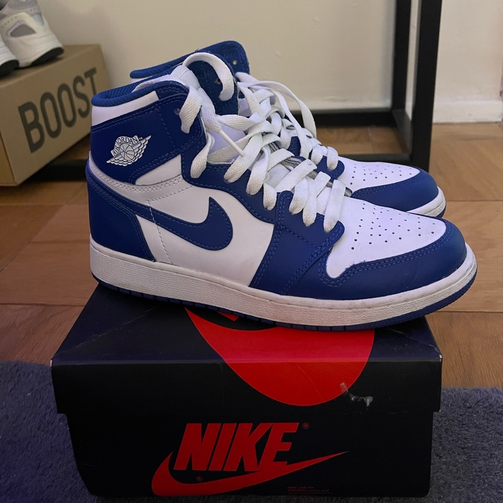 COPY - RELISTED - JORDAN 1 STORM BLUE